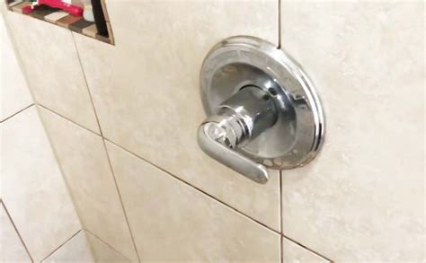 remove moen shower handle|How To Remove Shower Handle Without Screws。